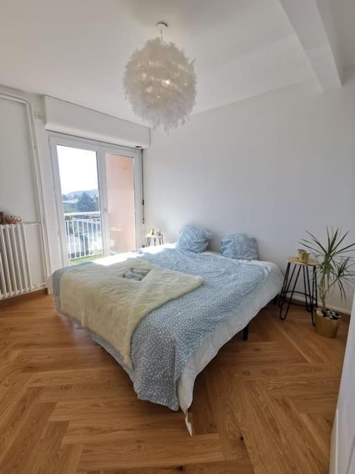 Le Parmelan - Grand Appartement Familial Avec Vue Sur La Montagne Annecy Exterior photo